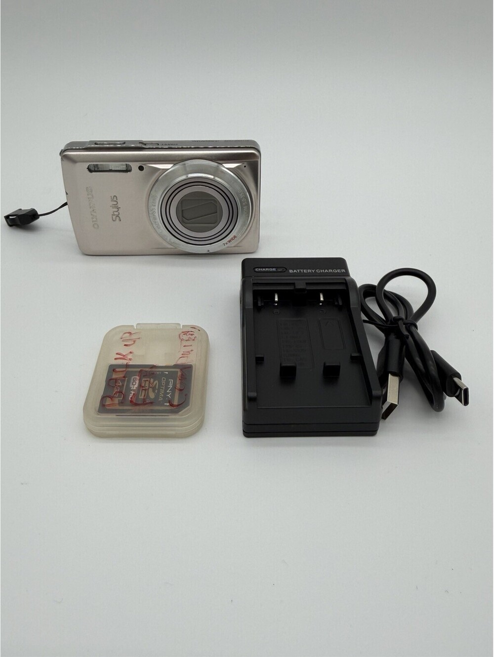 Olympus Stylus 7030 Digital Camera w/ Battery, Charger Tested and Working